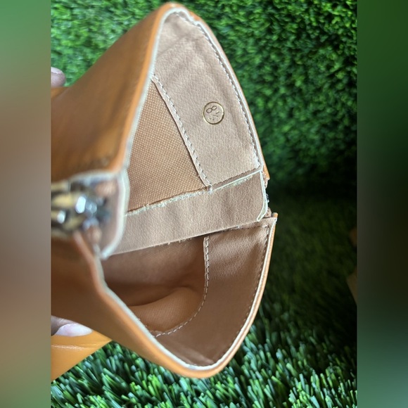 💜💜Tan Wedge Ankle Boots size #8.5 💜💜 - Picture 11 of 11